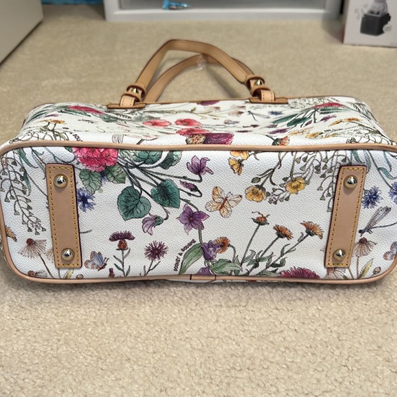Dooney and Bourke Botanical Collection small shopper - Picture 4 of 11
